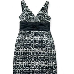 London Times Black And White Sheath Party Dress Fully Lined Size 6
